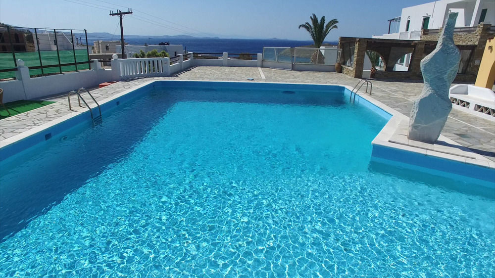 Mr & Mrs White Tinos Hotell Exteriör bild